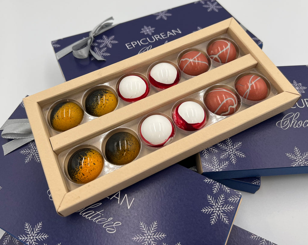 Epicurean Milk & White Chocolate Christmas Collection x12